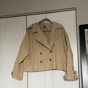 H&M Tan Cropped Trench Coat